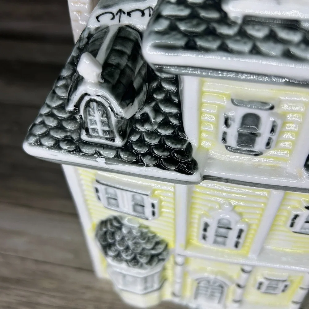 Vintage‎ Victorian House Cookie Jar Yellow Gray Roof Ceramic
